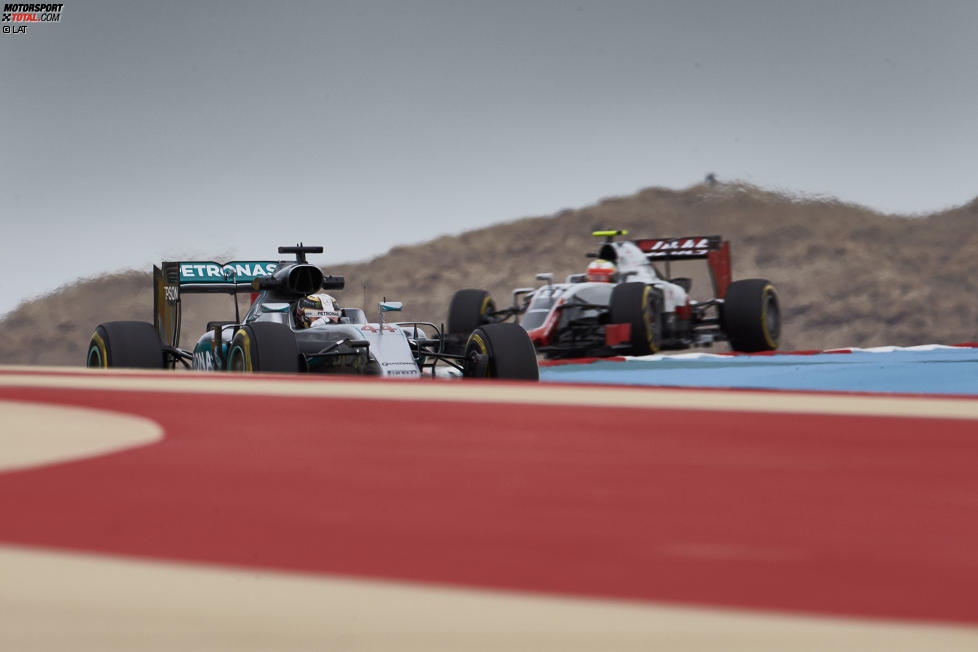 Lewis Hamilton (Mercedes) und Esteban Gutierrez (Haas) 