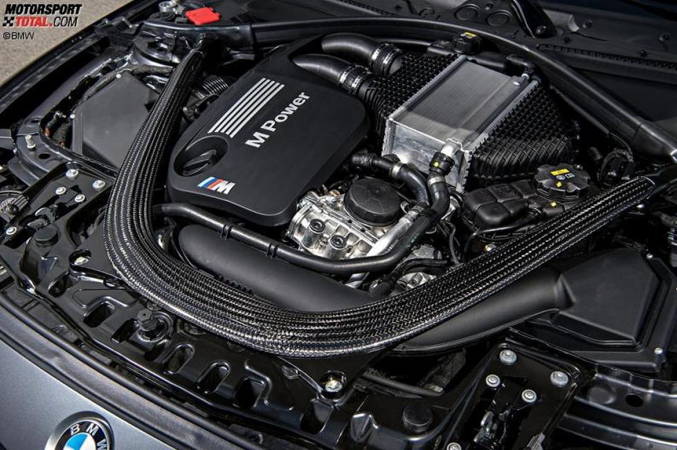 Motor des BMW M4 GTS 2016