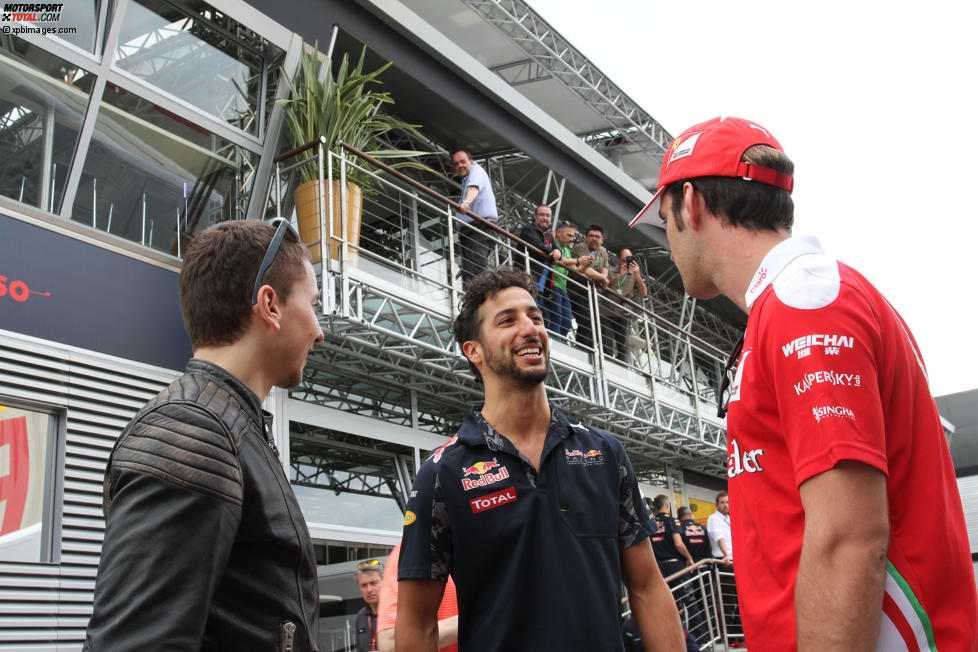 Jorge Lorenzo, Daniel Ricciardo (Red Bull) und Jean-Eric Vergne 