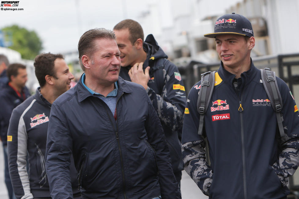 Jos Verstappen und Max Verstappen (Red Bull) 