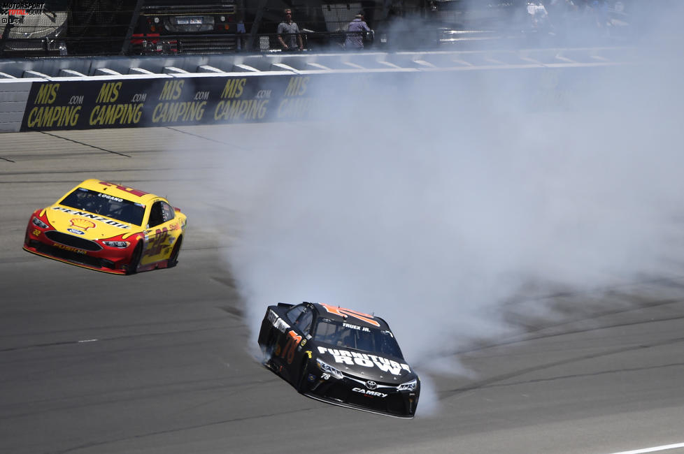 Joey Logano (Penske) 