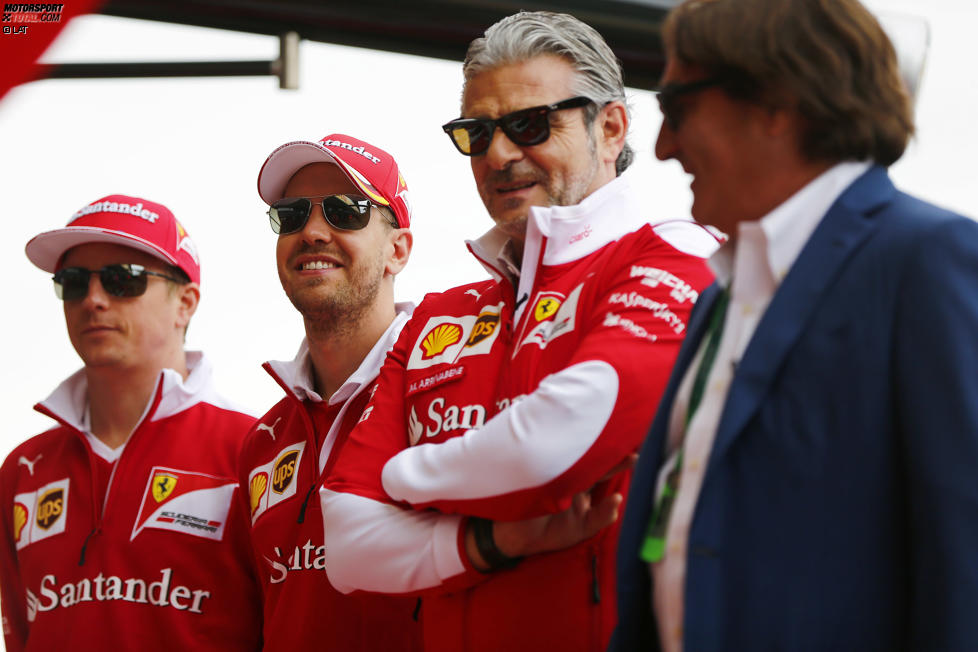 Kimi Räikkönen (Ferrari), Sebastian Vettel (Ferrari) und Maurizio Arrivabene 