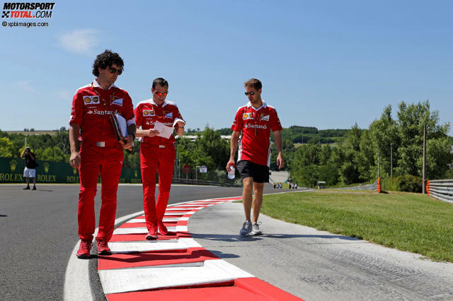 Am Donnerstag präsentiert sich der Hungaroring in strahlendem Sonnenschein. Klicken Sie sich jetzt durch alle relevanten Statistiken und Infos! Am Donnerstag präsentiert sich der Hungaroring in strahlendem Sonnenschein. Klicken Sie sich jetzt durch alle relevanten Statistiken und Infos!
