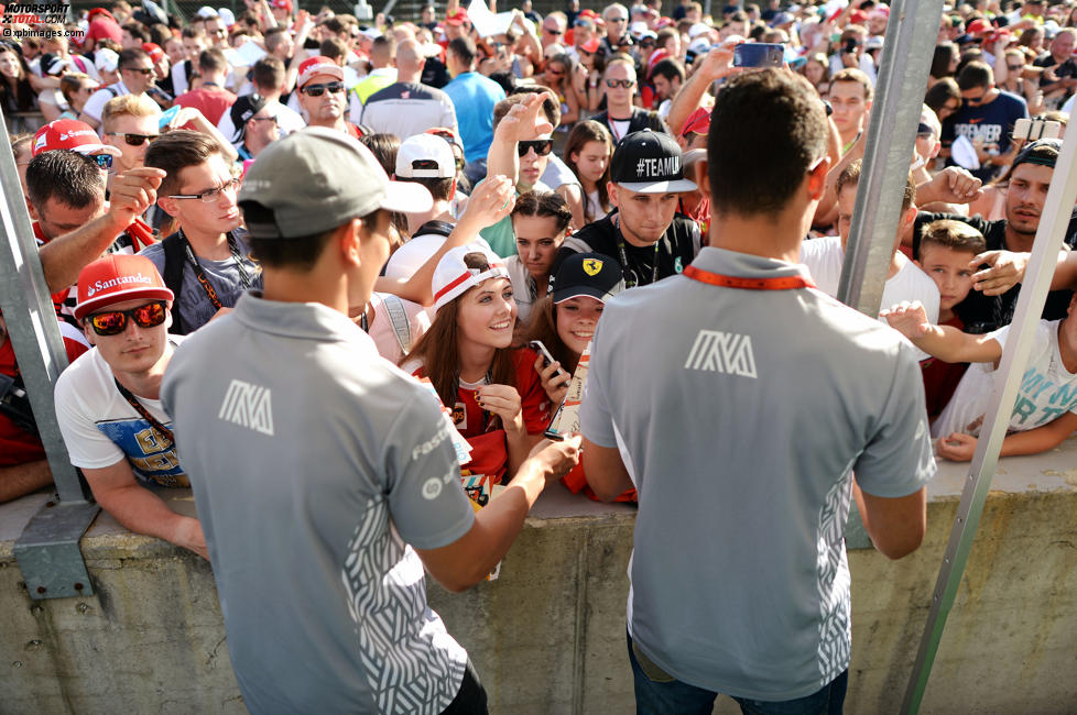 Rio Haryanto (Manor) und Pascal Wehrlein (Manor) 