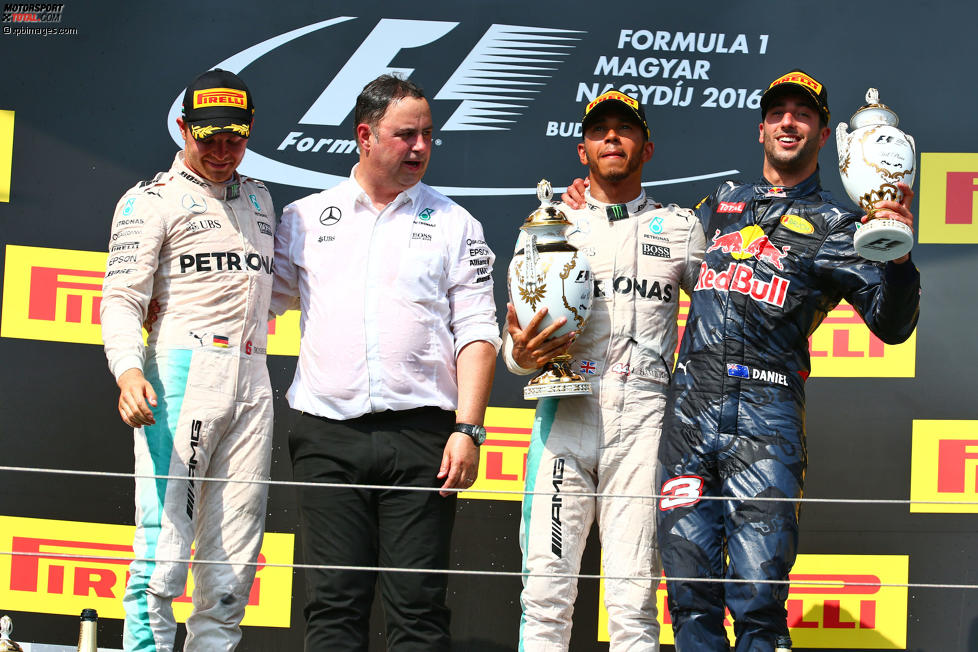 Nico Rosberg (Mercedes), Lewis Hamilton (Mercedes) und Max Verstappen (Red Bull) 