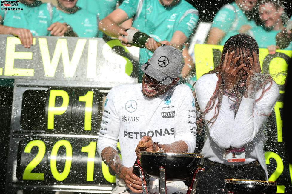 Lewis Hamilton (Mercedes) mit Venus Williams