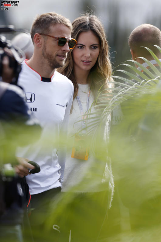 Jenson Button (McLaren) mit seiner Freundin Brittny Ward