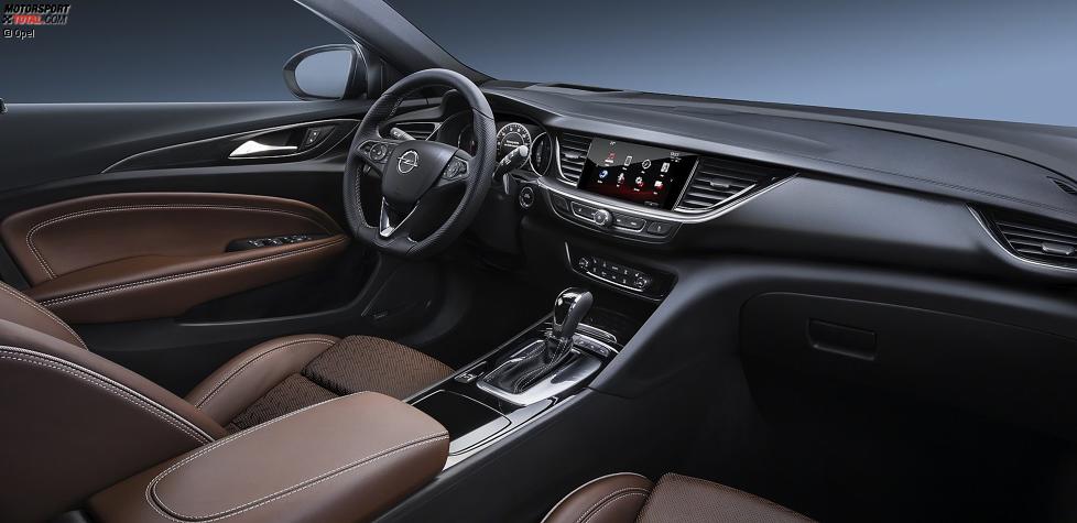 Innenraum und Cockpit des Opel Insignia Grand Sport 2017
