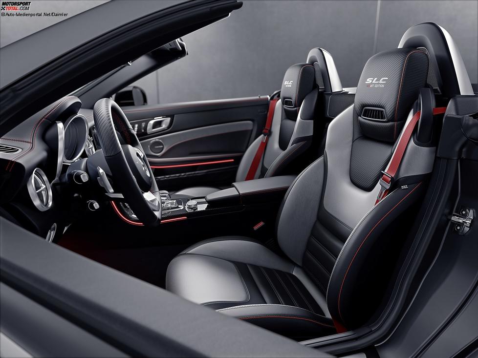 Innenraum des Mercedes-Benz SLC Red Art Edition 