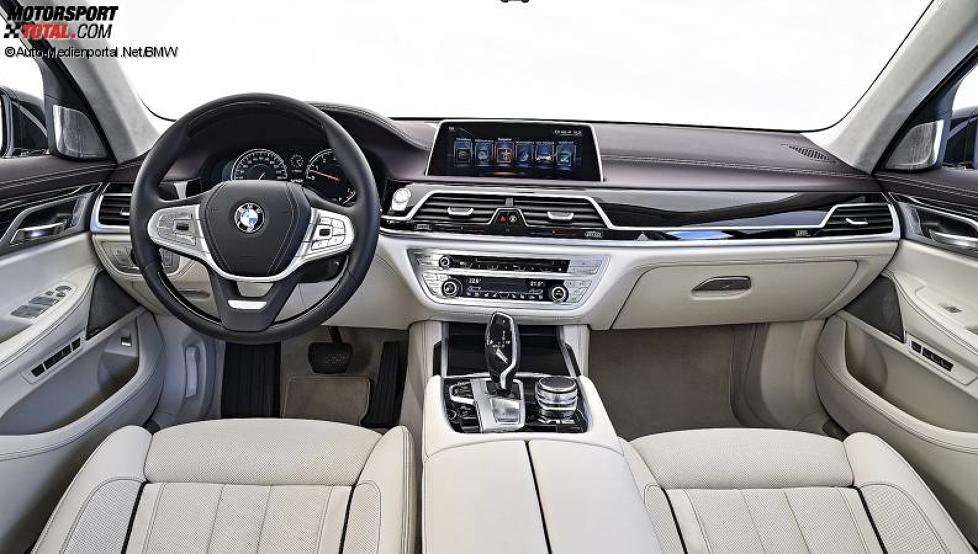 Innenraum und Cockpit des BMW M 760 Li xDrive 2017