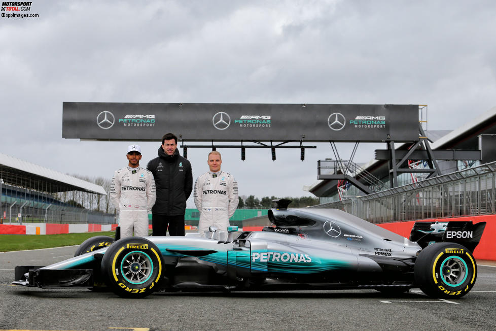 Lewis Hamilton (Mercedes), Toto Wolff und Valtteri Bottas (Mercedes) 
