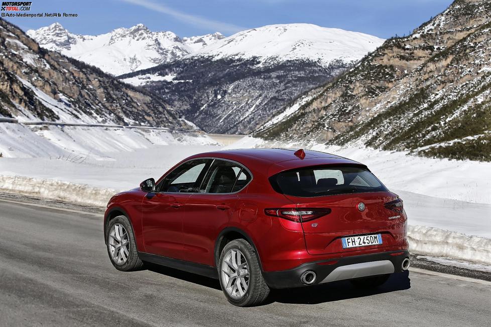 Alfa Romeo Stelvio 2017