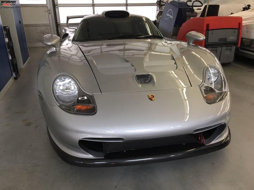 Einblicke ins geheime Porsche Lager: Porsche 911 GT1 Straßenversion