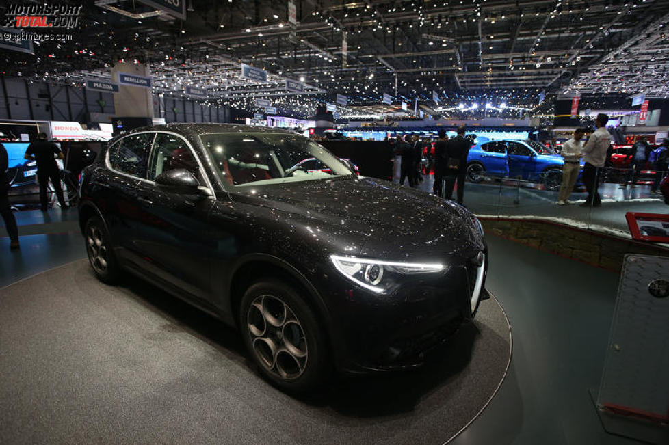 Alfa Romeo Stelvio auf dem Automobilsalon Genf 2017