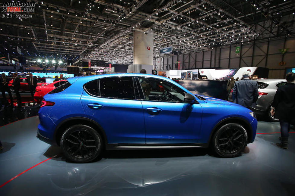 Alfa Romeo Stelvio auf dem Automobilsalon Genf 2017