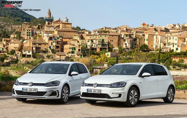 Volkswagen Golf GTE (l.) und E-Golf   2017