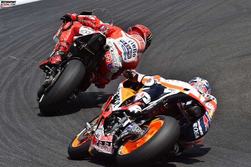 Daniel Pedrosa hinter Jorge Lorenzo