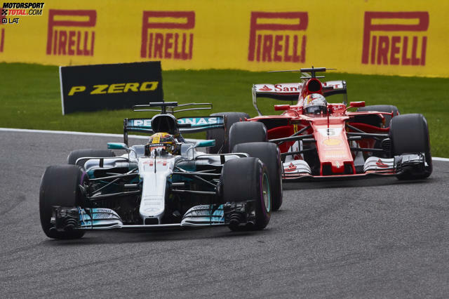 Kann Vettel Hamilton schlagen und den fünften Sepang-Sieg holen? Im Vorjahr triumphierte ein Underdog - jetzt durch die Highlights von 2016 klicken!