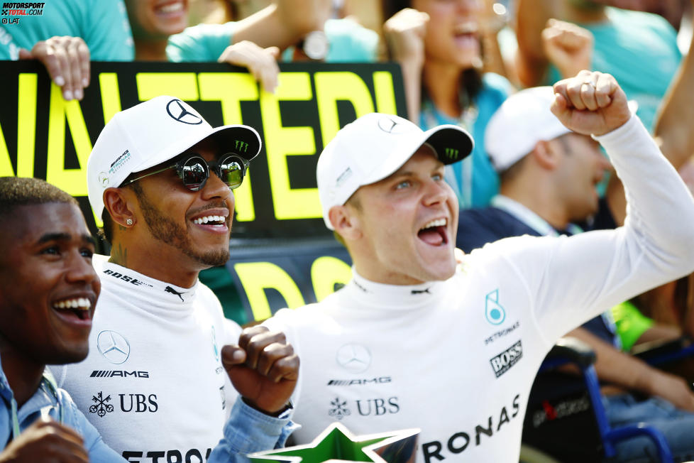 Lewis Hamilton (Mercedes) und Valtteri Bottas (Mercedes) 