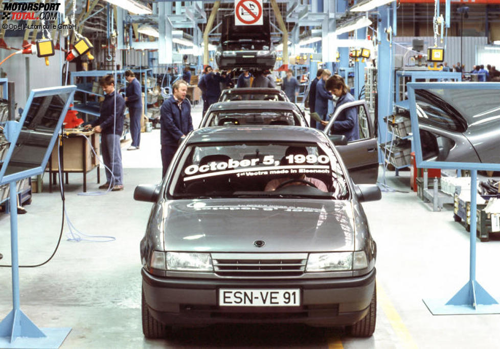 Bau des Opel Vectra im Opel-Werk Eisenach