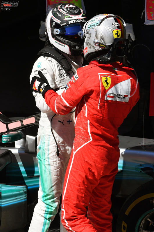 Sebastian Vettel (Ferrari) und Valtteri Bottas (Mercedes) 