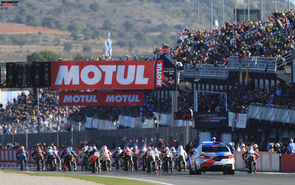 Moto2 Start in Valencia
