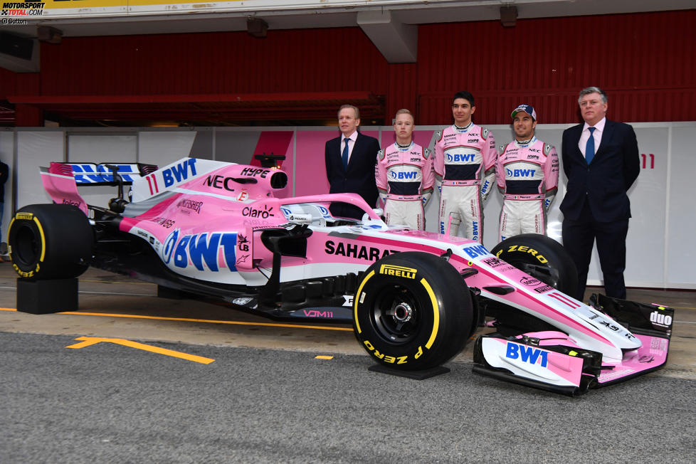 Esteban Ocon (Force India), Sergio Perez (Force India) und Otmar Szafnauer 