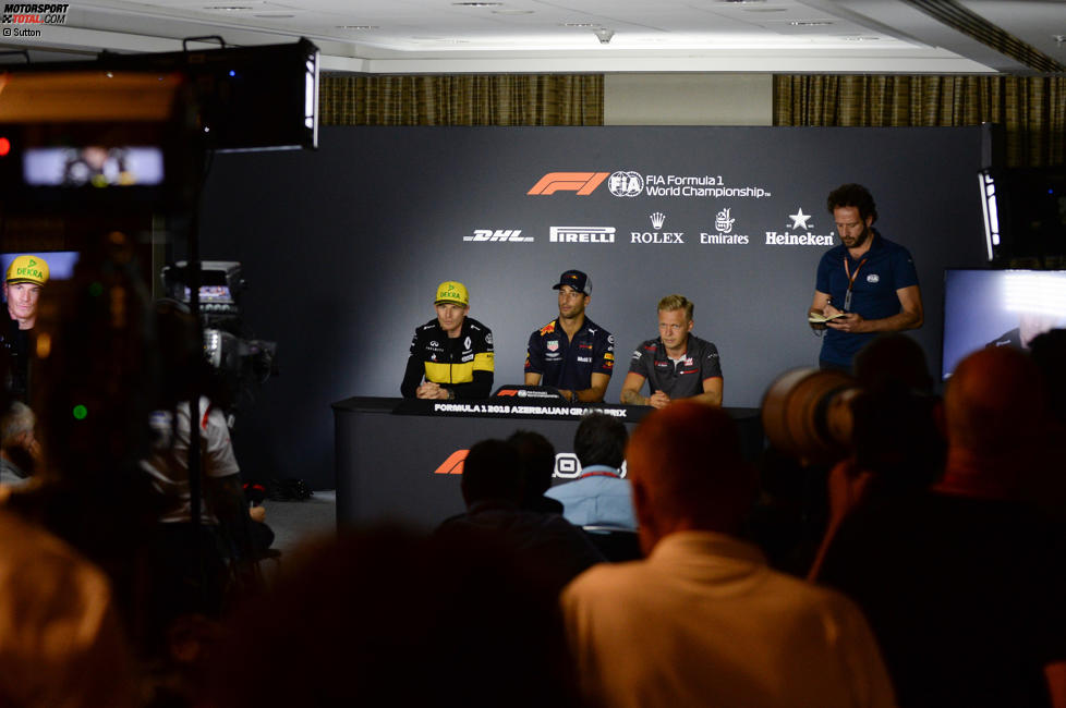 Nico Hülkenberg (Renault), Daniel Ricciardo (Red Bull) und Kevin Magnussen (Haas) 