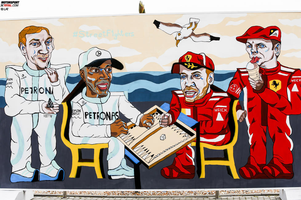 Valtteri Bottas (Mercedes), Lewis Hamilton (Mercedes), Sebastian Vettel (Ferrari) und Kimi Räikkönen (Ferrari) 
