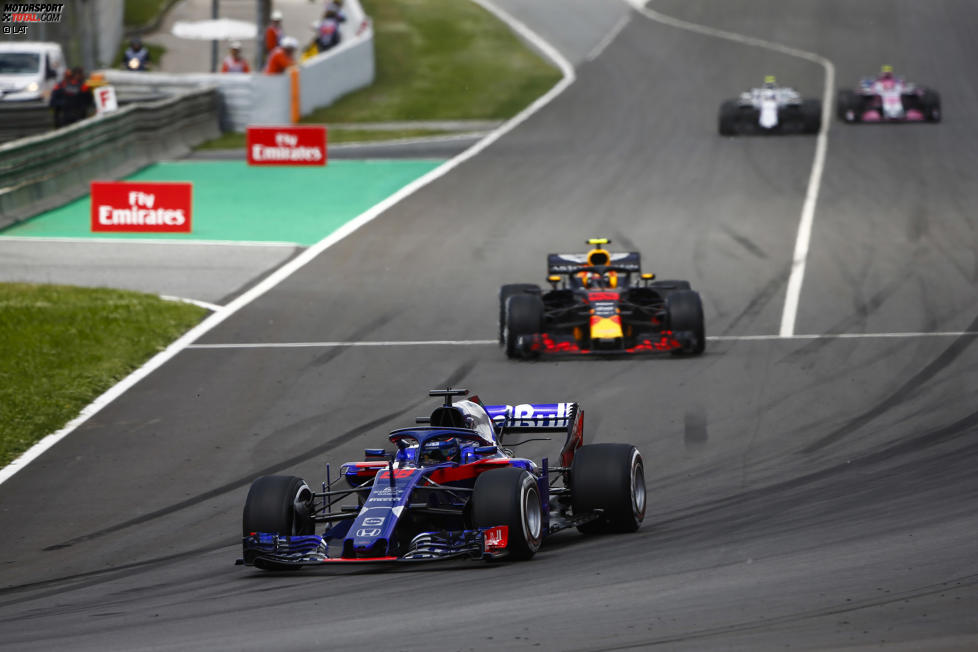 Brendon Hartley (Toro Rosso) und Max Verstappen (Red Bull) 