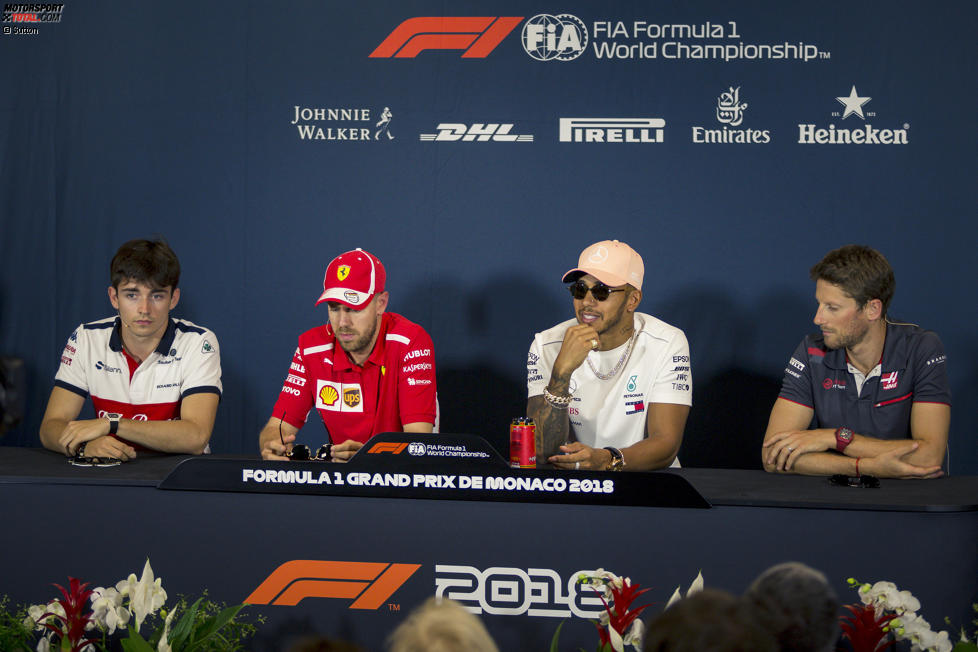 Charles Leclerc (Sauber), Sebastian Vettel (Ferrari), Lewis Hamilton (Mercedes) und Romain Grosjean (Haas) 
