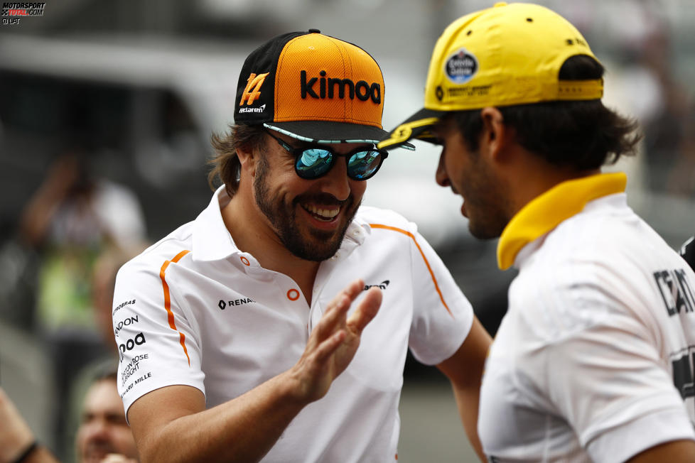 Carlos Sainz (Renault) und Fernando Alonso (McLaren) 