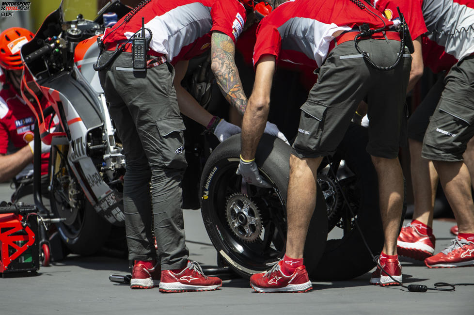 Reifenwechsel bei Ducati