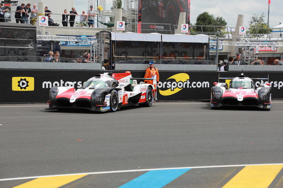 Kazuki Nakajima (Toyota), Fernando Alonso (Toyota), Mike Conway (Toyota) und Kamui Kobayashi (Toyota) 