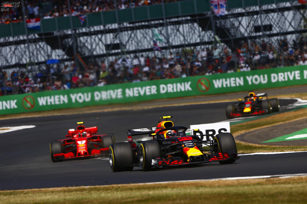 Max Verstappen (Red Bull), Kimi Räikkönen (Ferrari) und Daniel Ricciardo (Red Bull) 