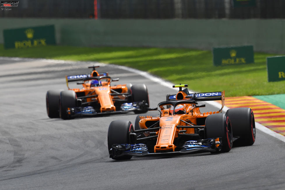 Stoffel Vandoorne (McLaren) und Fernando Alonso (McLaren) 