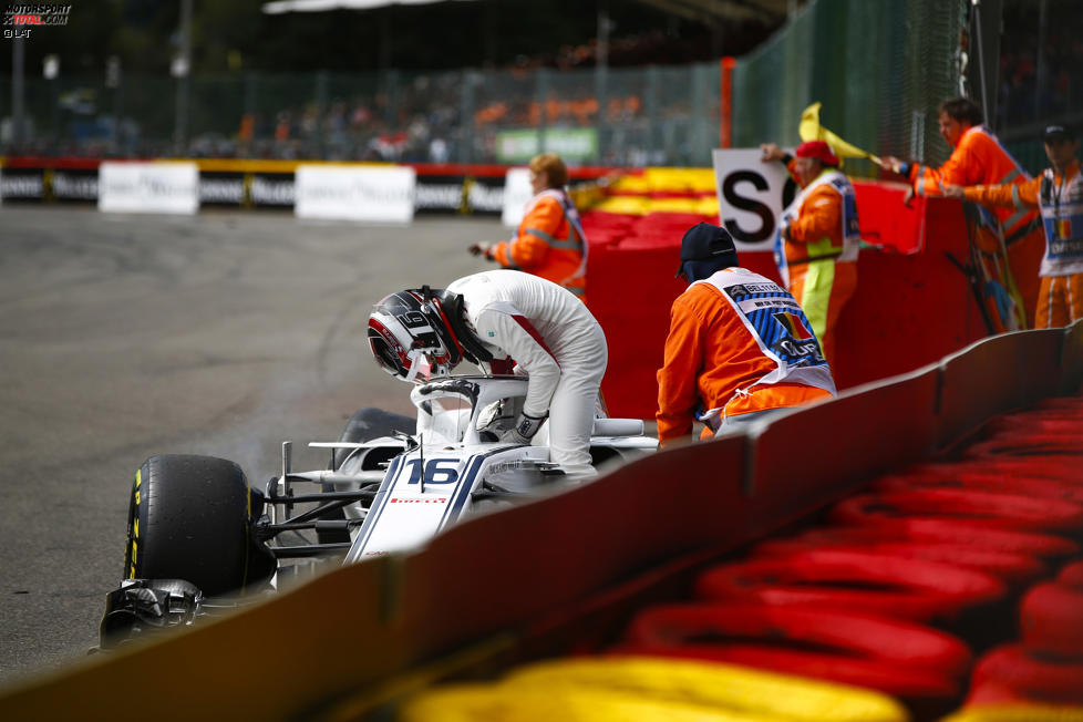Charles Leclerc (Sauber) und Fernando Alonso (McLaren) 