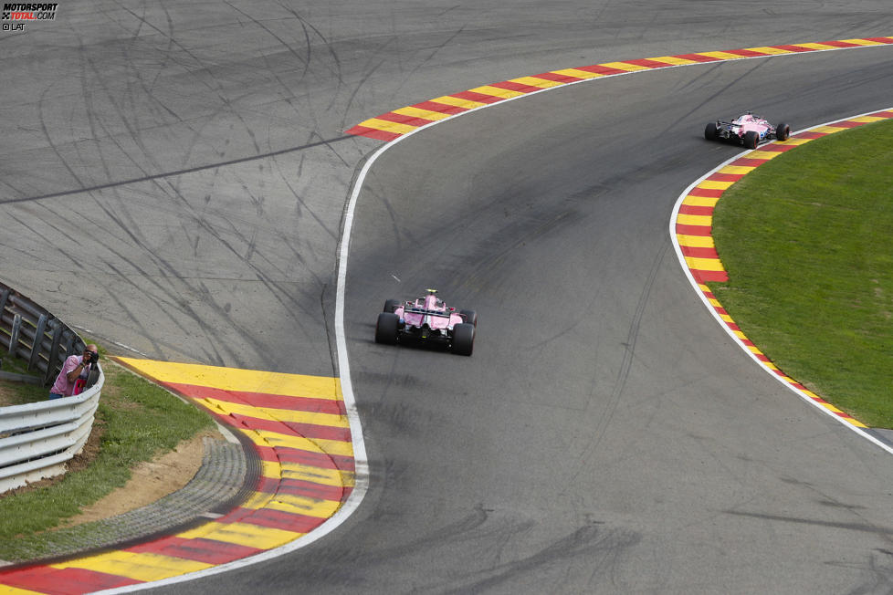 Sergio Perez (Racing Point) und Esteban Ocon (Racing Point) 