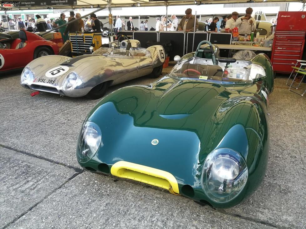 Extreme Flachmänner: Zwei Lotus-Climax 15 der Baujahre 1958 und 1959.
