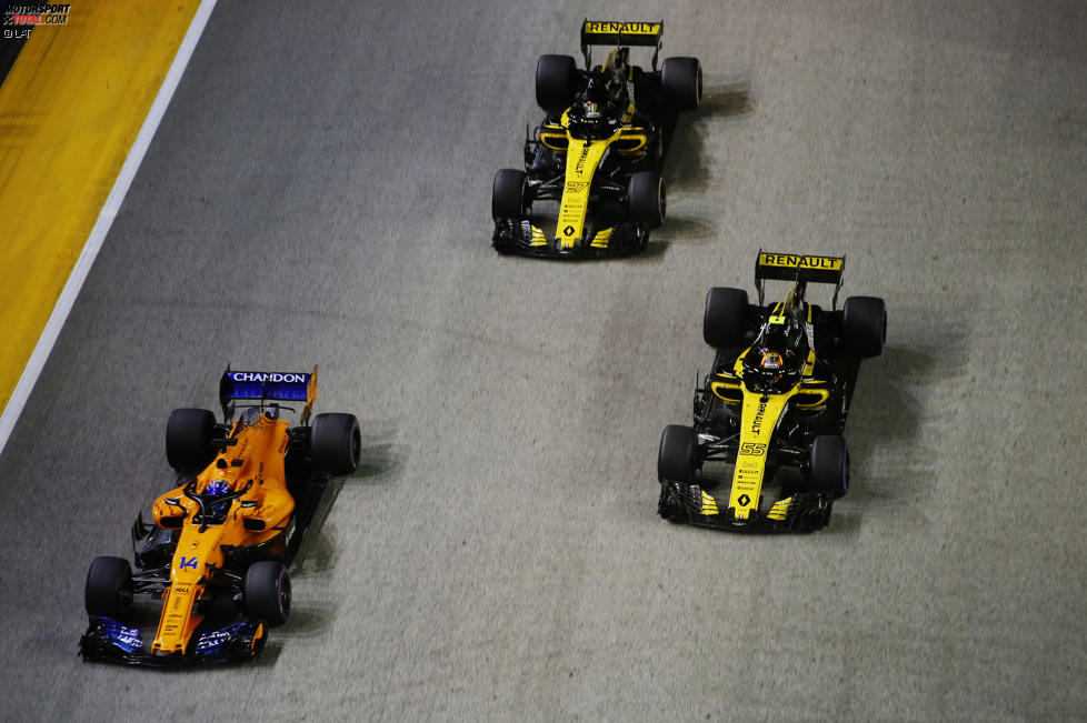 Fernando Alonso (McLaren), Carlos Sainz (Renault) und Nico Hülkenberg (Renault) 