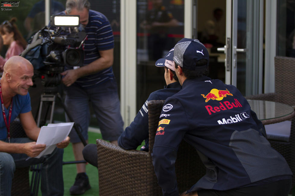 Daniel Ricciardo (Red Bull) und Esteban Ocon (Racing Point) 