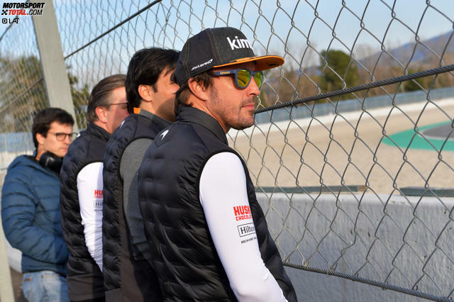 In der Formel 1 ist Fernando Alonso nur Zuschauer. Trotzdem hat er genug zu tun. Seine Engagements jetzt zum Durchklicken!