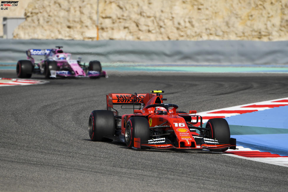 Charles Leclerc (Ferrari) und Sergio Perez (Racing Point) 