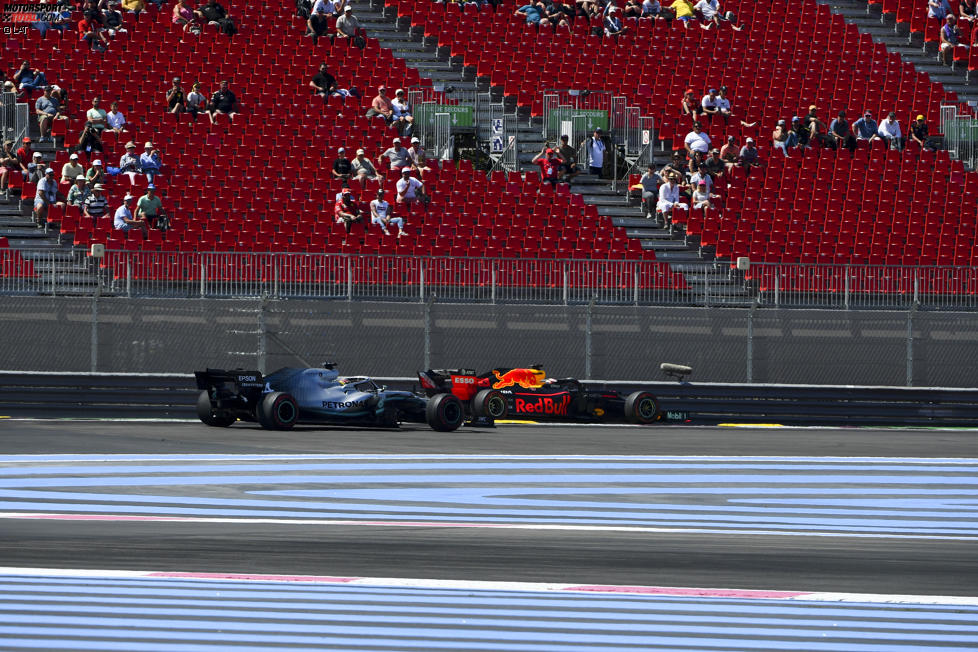 Lewis Hamilton (Mercedes) und Max Verstappen (Red Bull) 