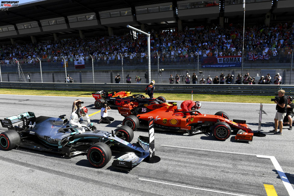 Charles Leclerc (Ferrari), Lewis Hamilton (Mercedes) und Max Verstappen (Red Bull) 