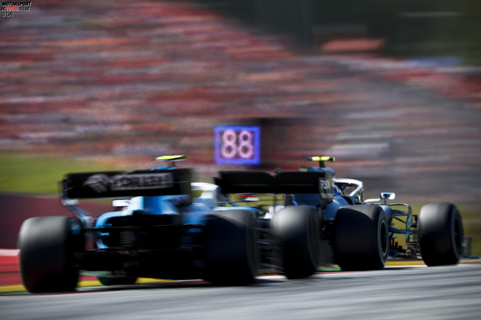 Valtteri Bottas (Mercedes) und Robert Kubica (Williams) 