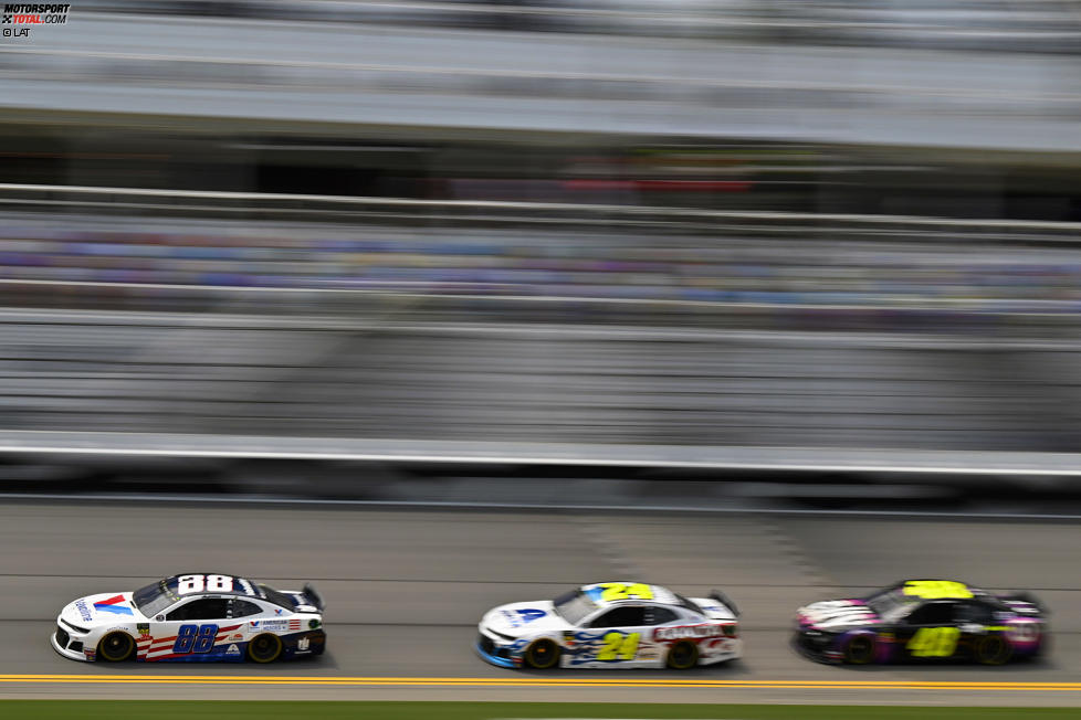 Alex Bowman (Hendrick), William Byron (Hendrick) und Jimmie Johnson (Hendrick) 