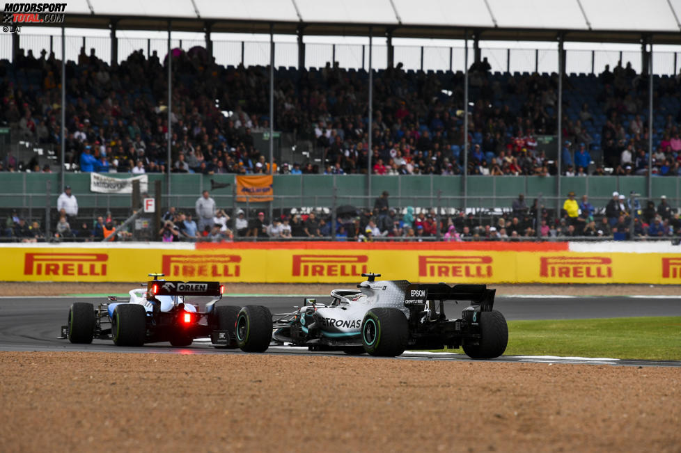 Robert Kubica (Williams) und Lewis Hamilton (Mercedes) 
