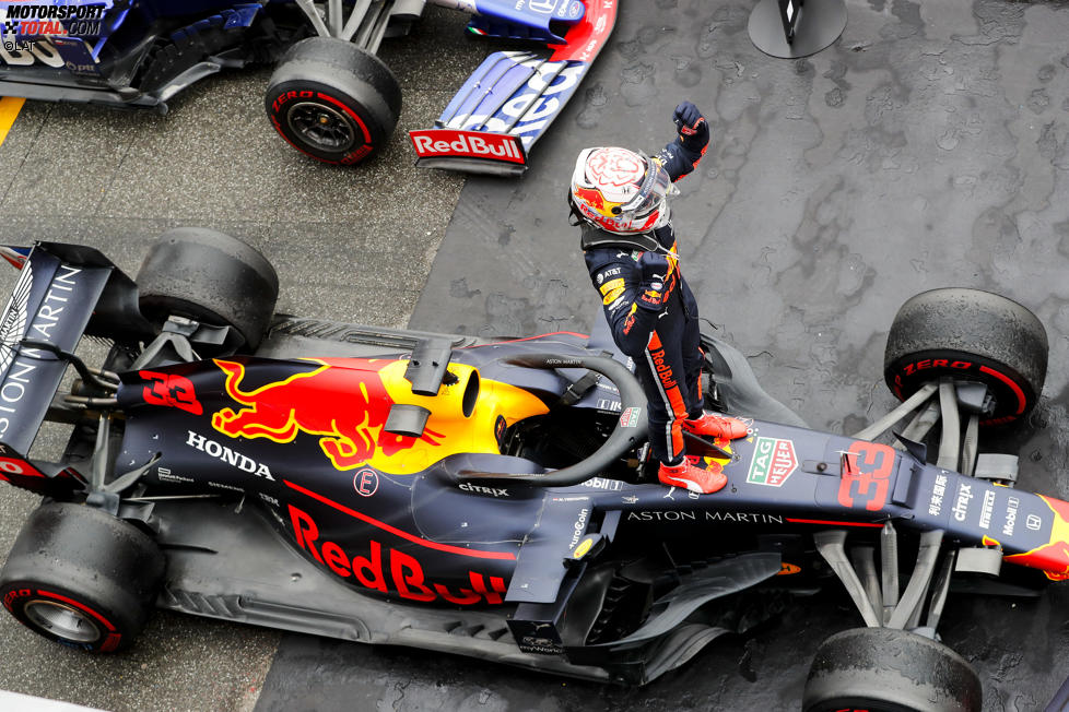 Max Verstappen (Red Bull) und Daniil Kwjat (Toro Rosso) 