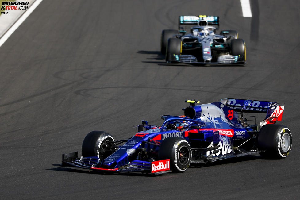 Alexander Albon (Toro Rosso) und Valtteri Bottas (Mercedes) 